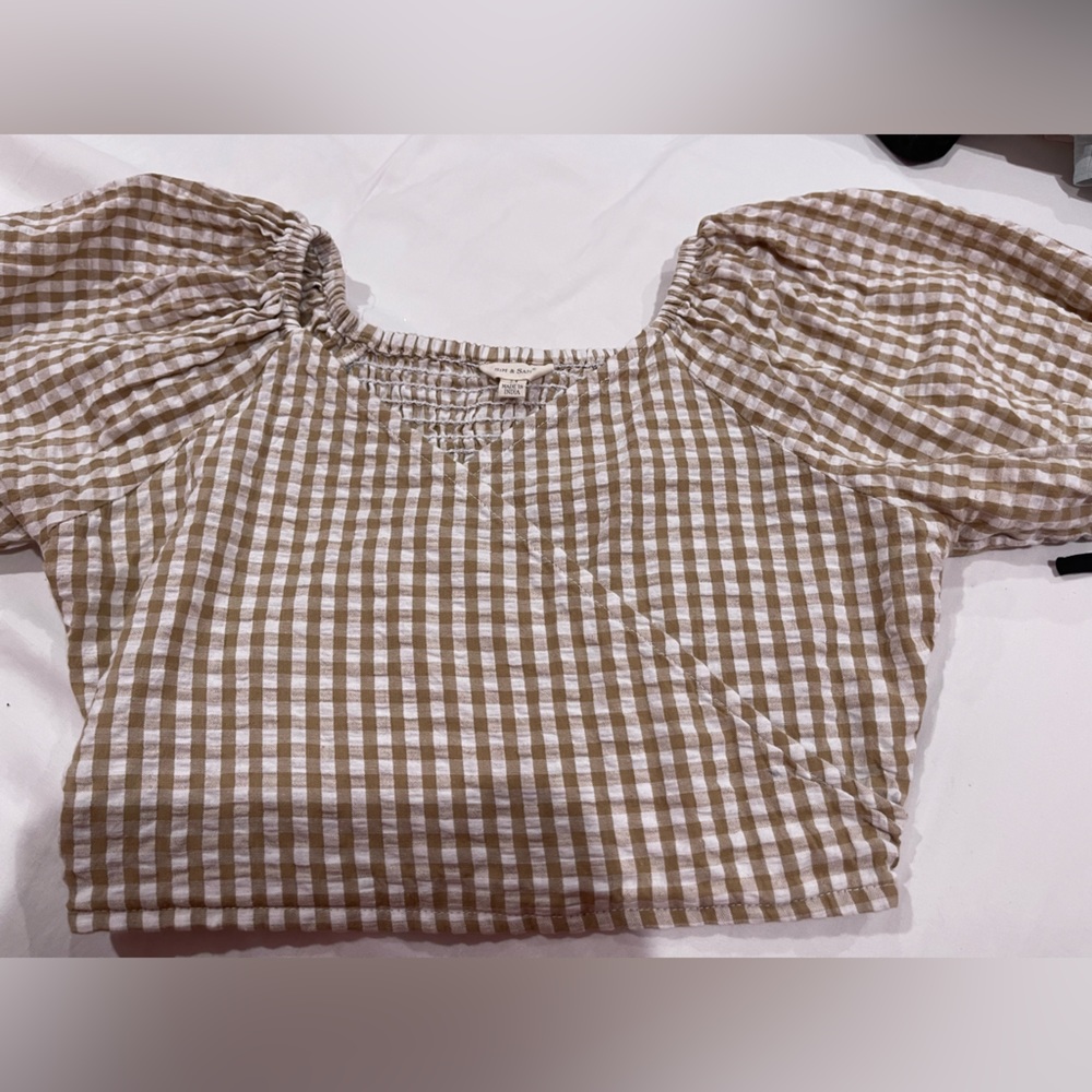 Cropped brown and white top worn once